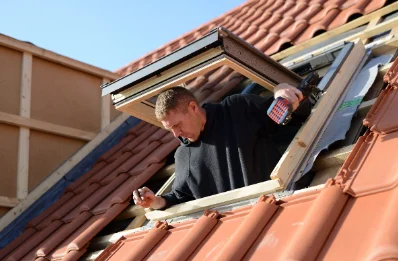 Pose de fenêtres de toit Velux à Loos
